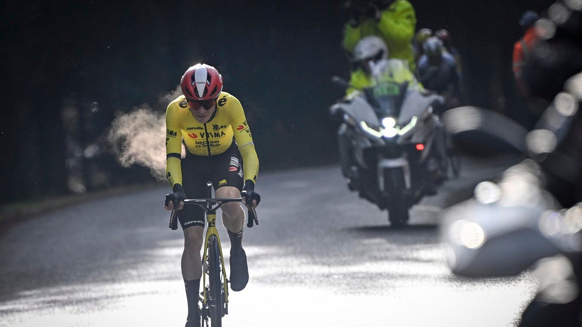 Ayuso vs. Vingegaard: Paris-Nice Showdown Sets Stage for Tour Ambitions